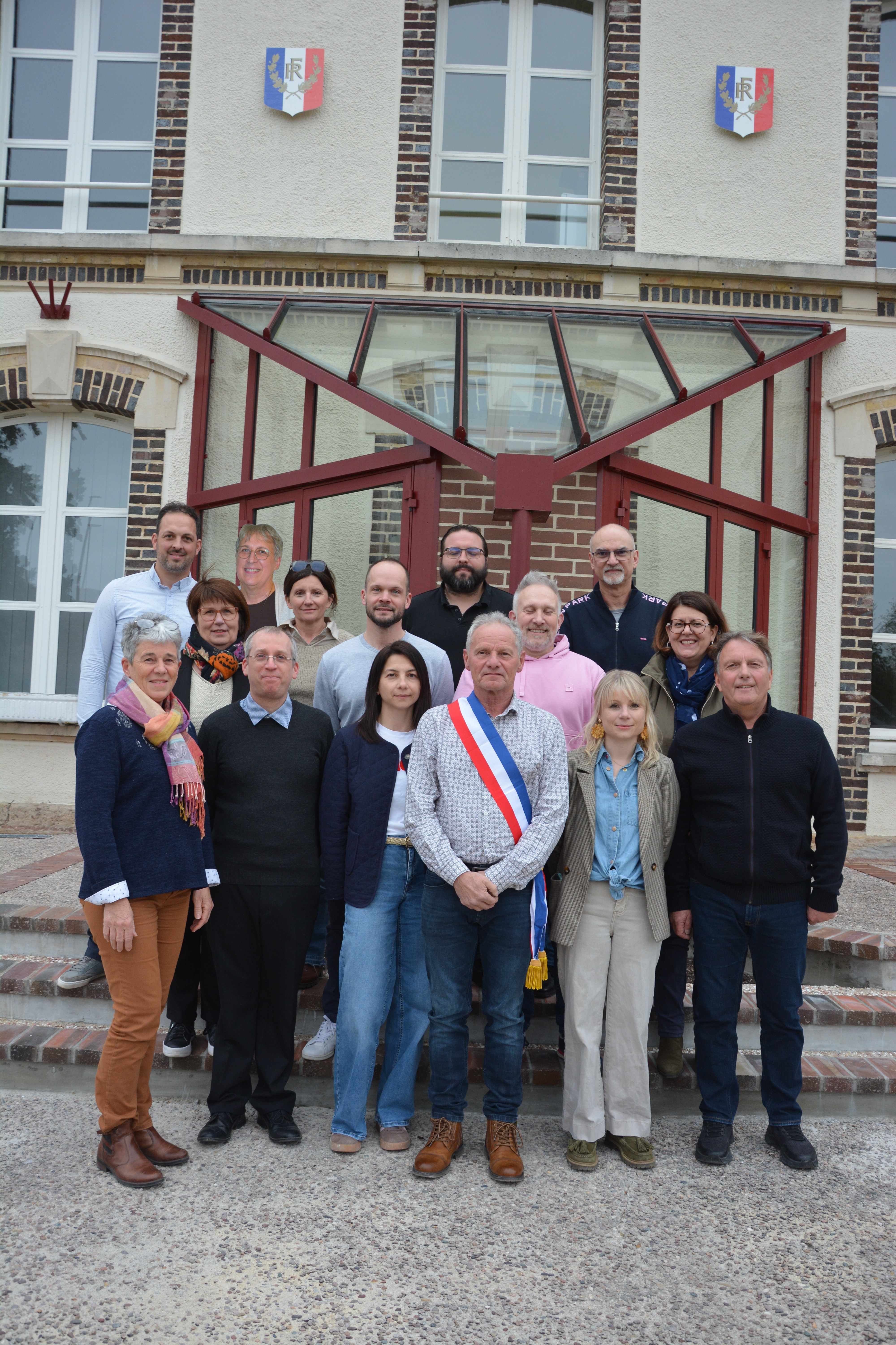 Photo de groupe de l'équipe municipale